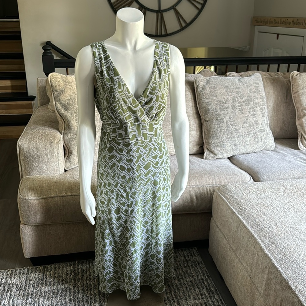 Connected Apparel midi dress